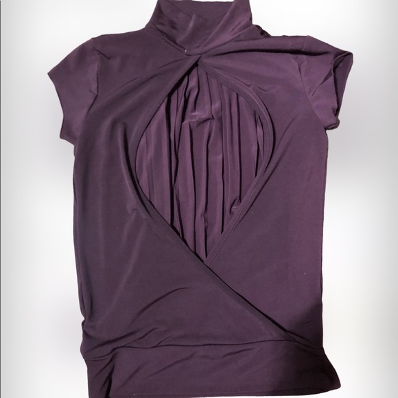 Studio Y Classy Cap Sleeve Pleated Dark Purple Top w/Back Cutout Banded Bottom - Picture 3 of 4